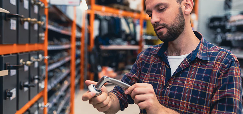 Locksmith For Retail Stores Lockout Services in Golden Hills, California