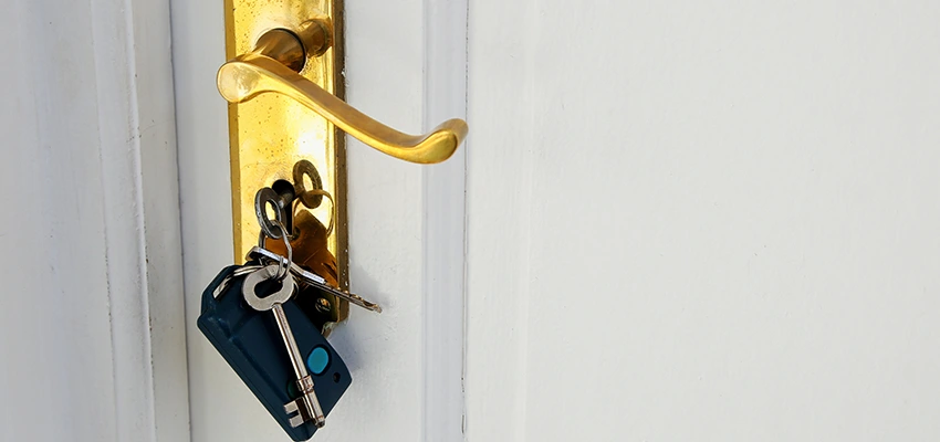 Broken Door Key Extraction in Golden Hills, CA