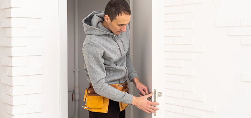 Nighttime Locksmith Near Me in Golden Hills, CA
